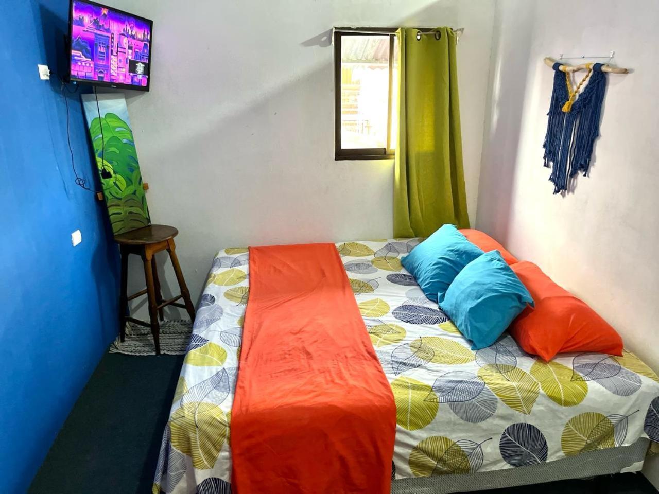 Cheap Hostel Quepos Extérieur photo